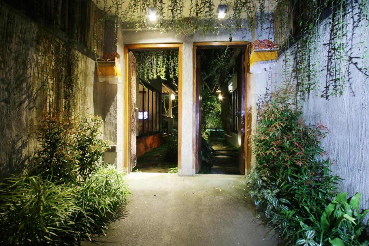 The Forest Villa Ubud Exteriör bild